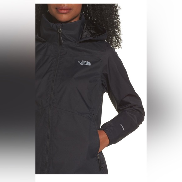 The North Face Resolve Plus Waterproof Jacket - Picture 4 of 14
